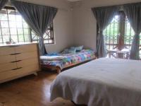 Main Bedroom - 21 square meters of property in Woodside
