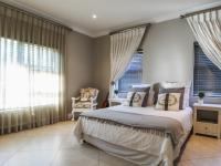 Bed Room 1 - 17 square meters of property in Boardwalk Meander Estate