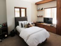 Bed Room 2 of property in Silver Lakes Golf Estate