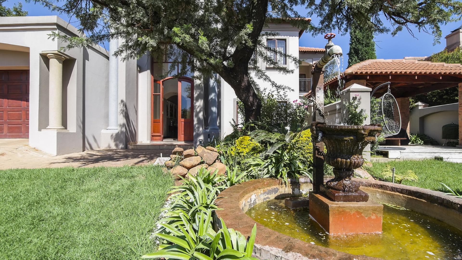 Front View of property in Boardwalk Manor Estate