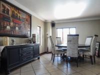 Dining Room of property in Boardwalk Manor Estate