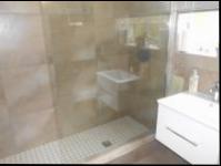 Bathroom 1 - 5 square meters of property in Randburg
