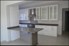 Kitchen - 26 square meters of property in Midstream Estate