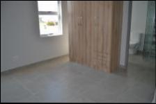 Bed Room 1 - 20 square meters of property in Midstream Estate