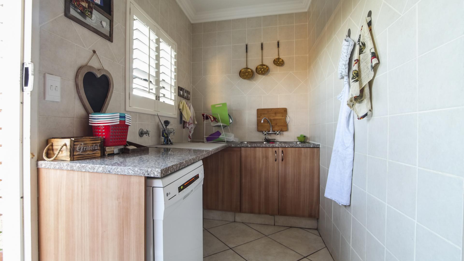Scullery - 4 square meters of property in The Wilds Estate
