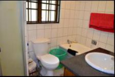 Main Bathroom of property in Mtunzini