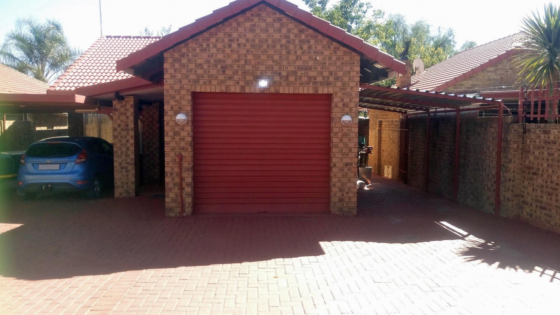 Front View of property in Bronkhorstspruit