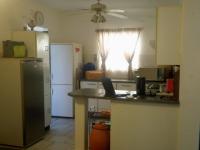 Kitchen - 8 square meters of property in Bronkhorstspruit