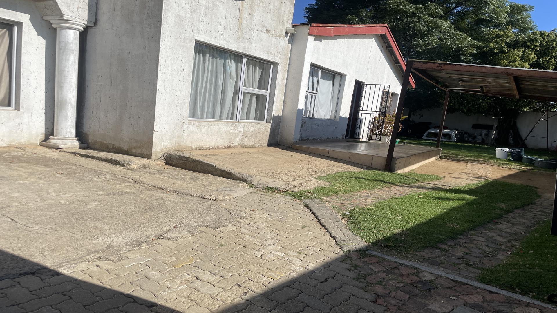 Front View of property in Kempton Park