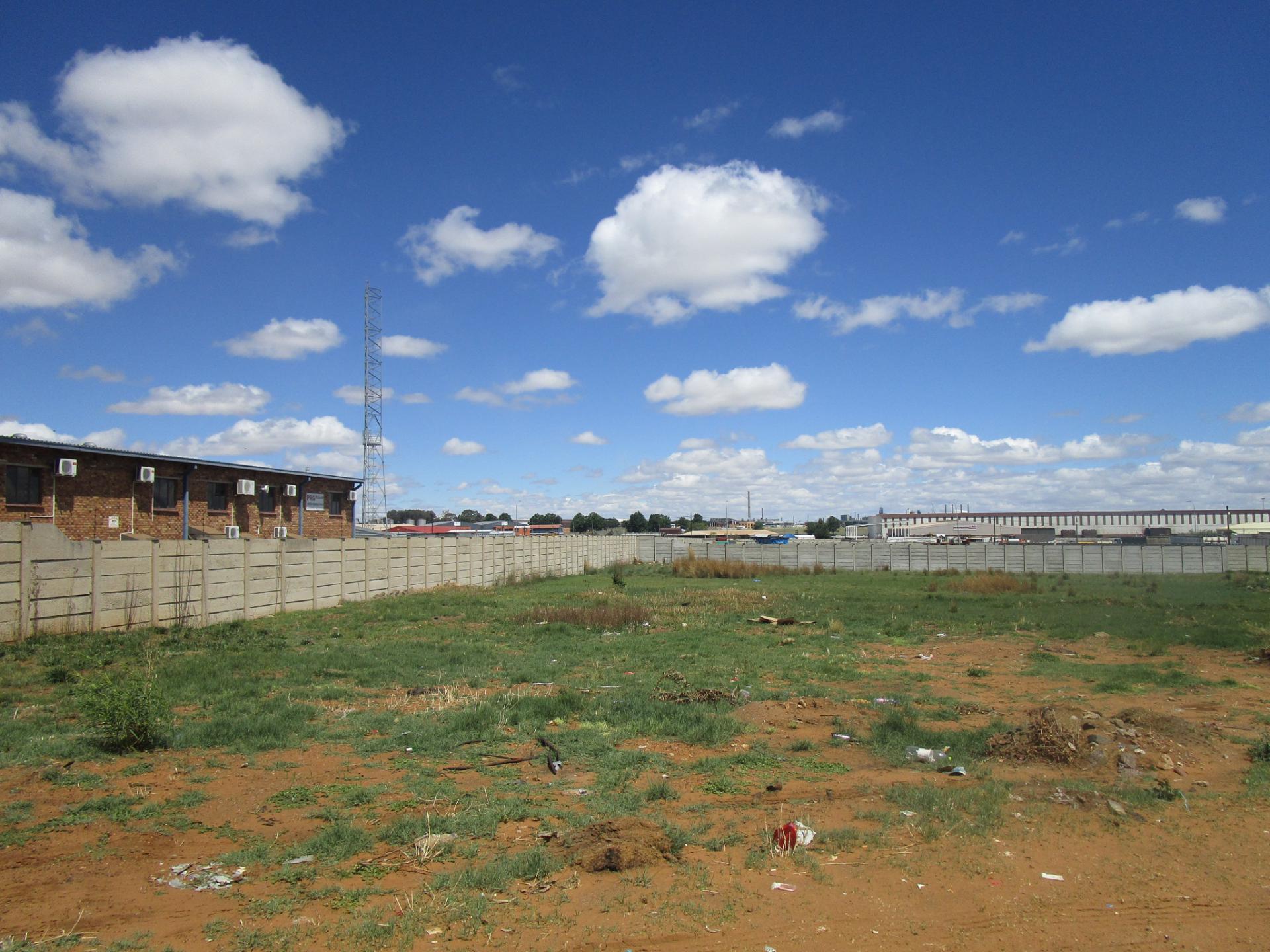 Front View of property in Vaalpark