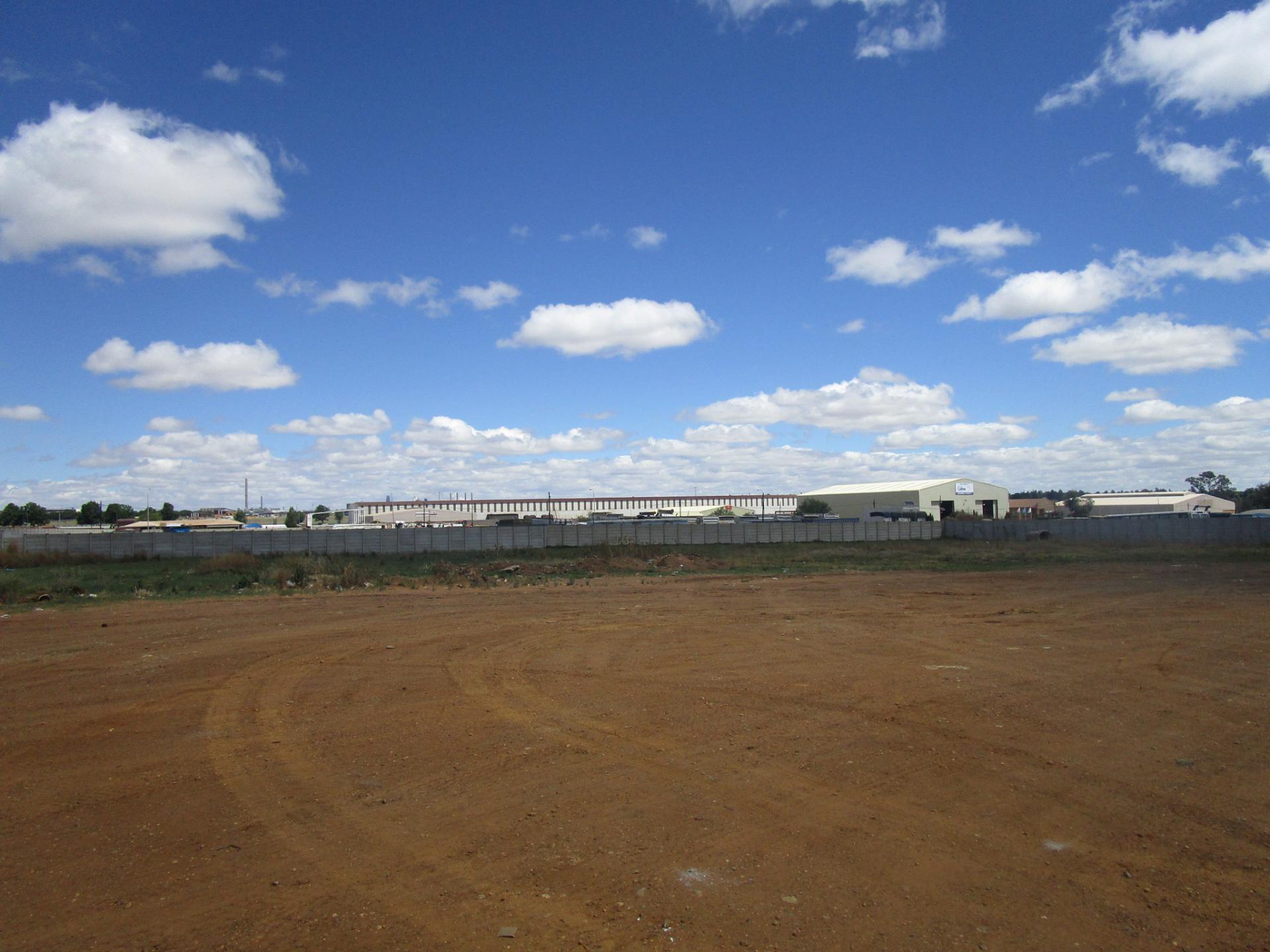 Front View of property in Vaalpark