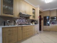 Kitchen - 24 square meters of property in The Wilds Estate