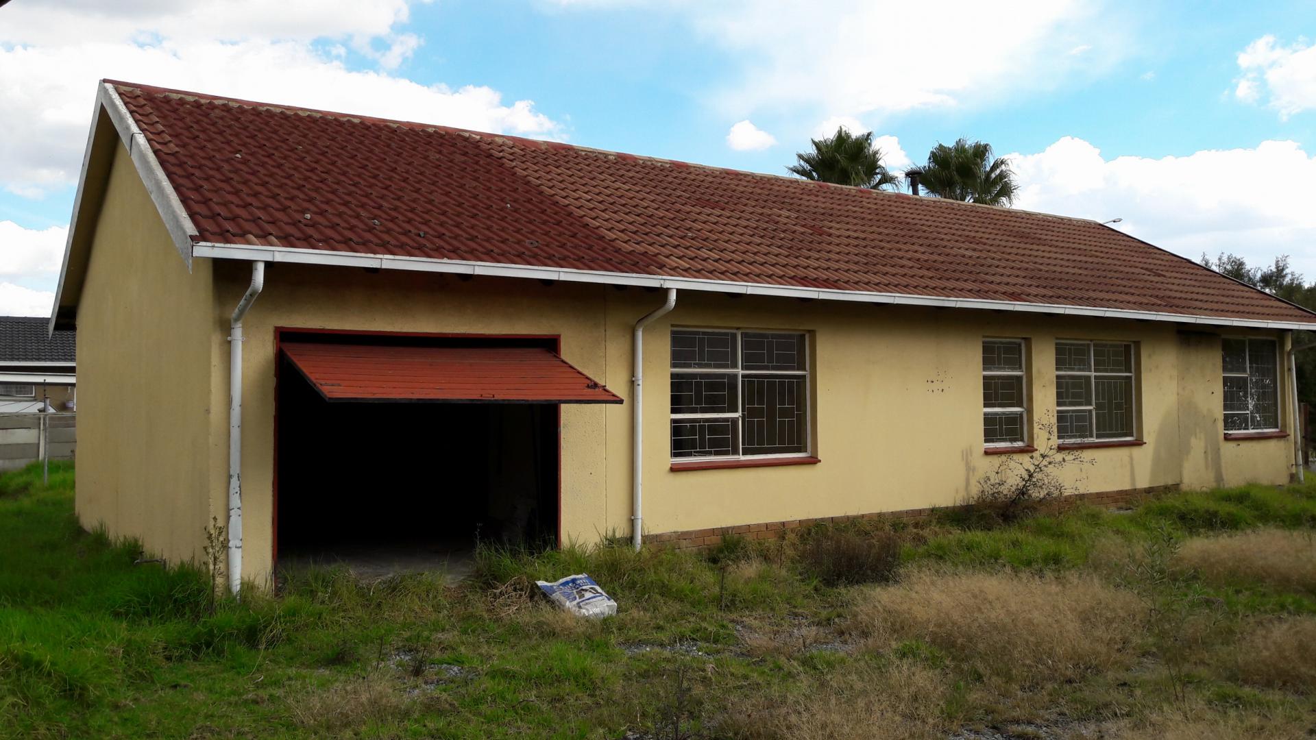 Front View of property in Secunda