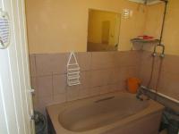 Bathroom 1 of property in Port Elizabeth Central