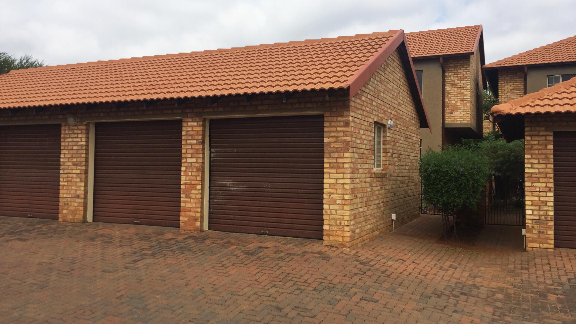 Front View of property in The Meadows Estate