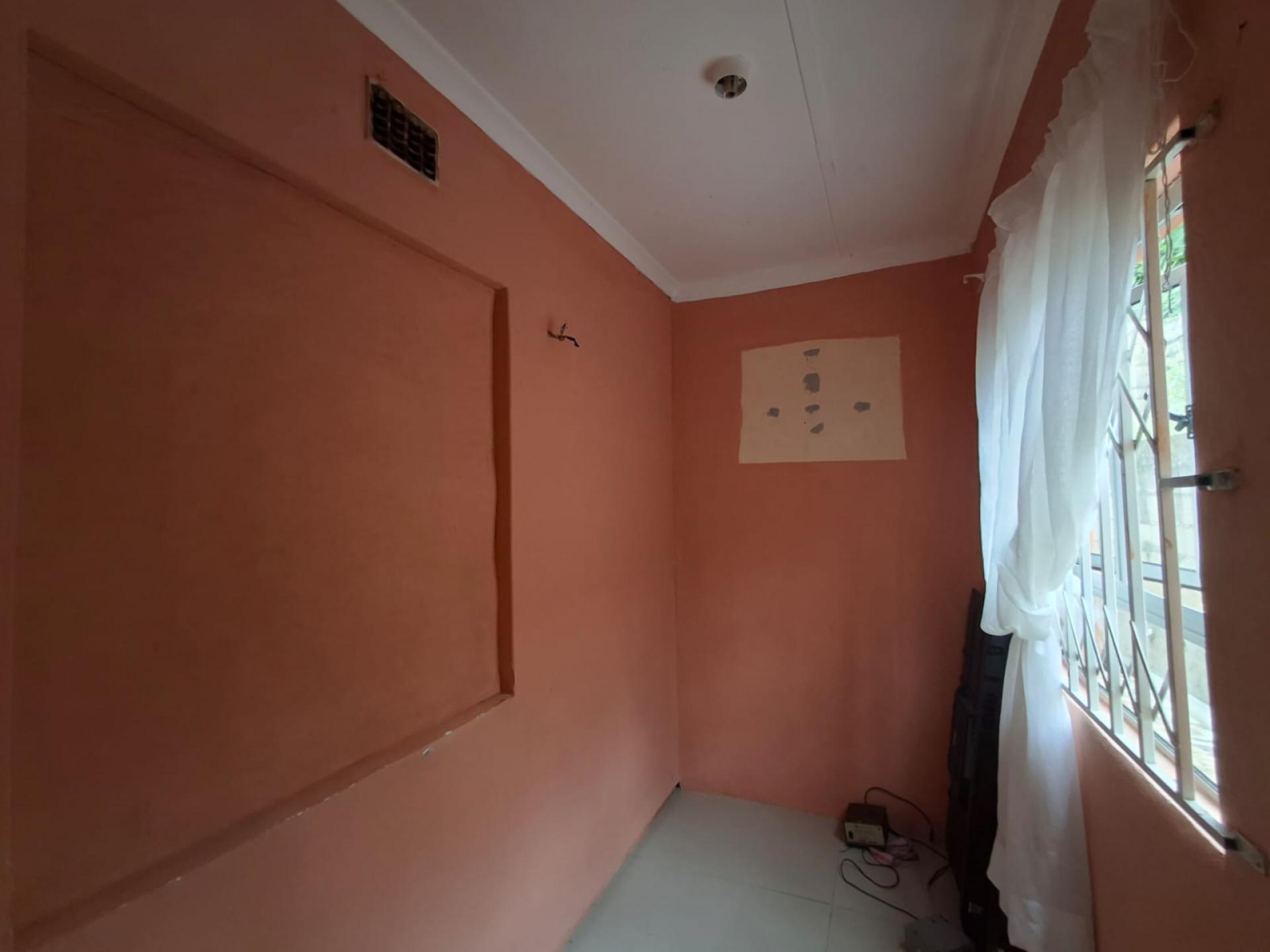 Spaces of property in Pinetown 