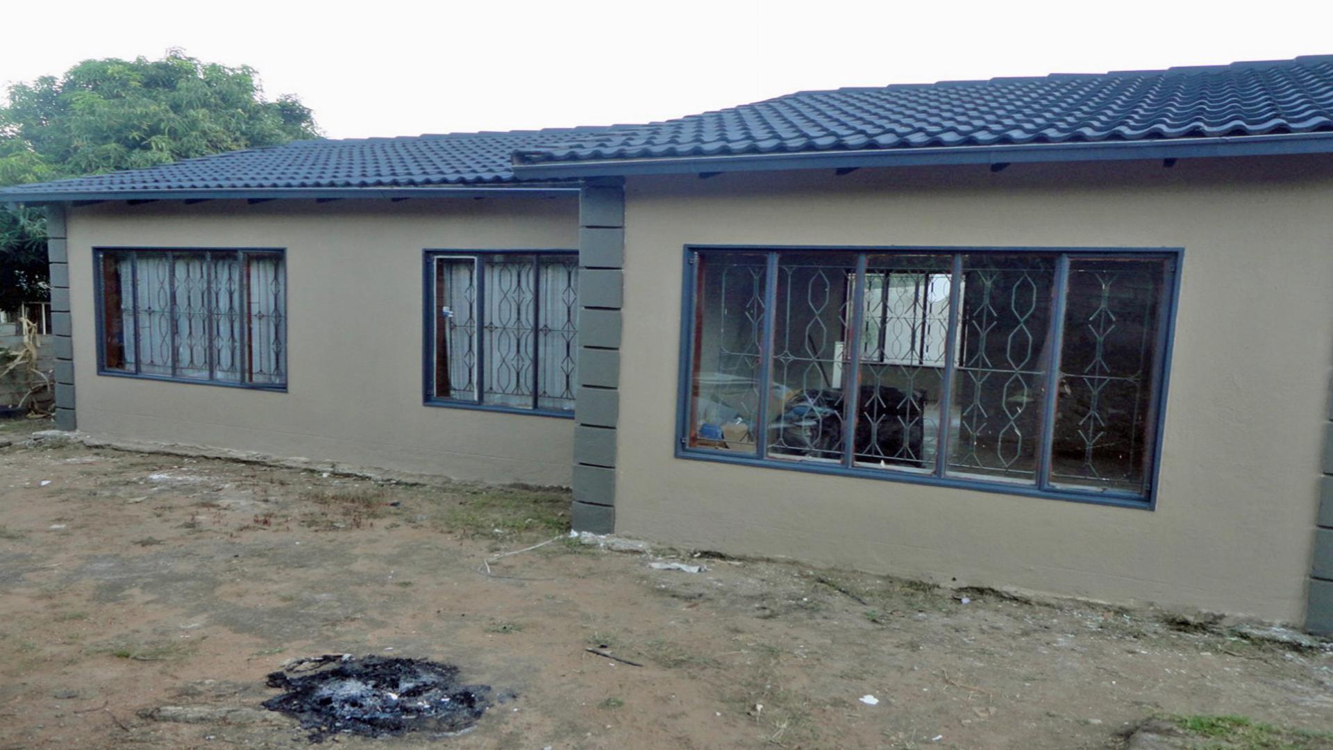 Front View of property in Matsulu