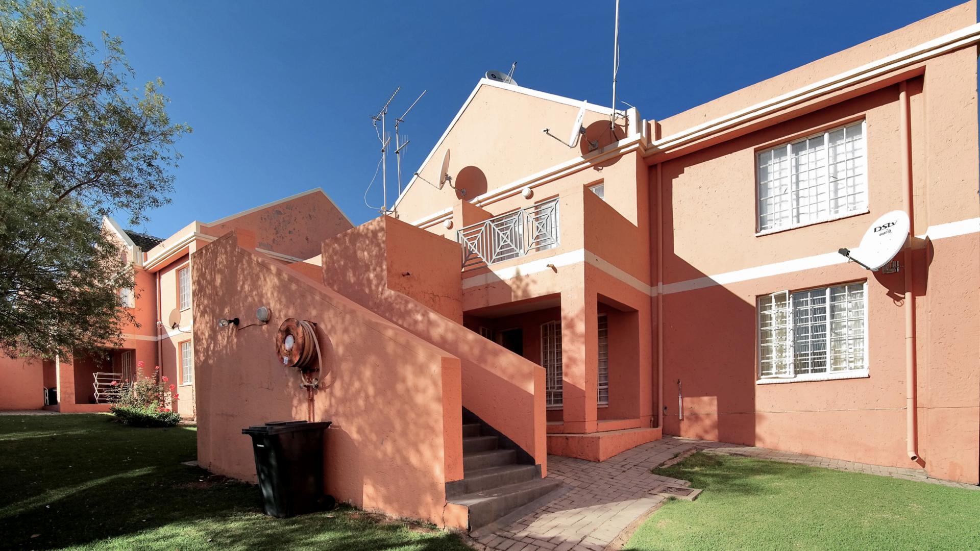 Front View of property in Erasmuskloof