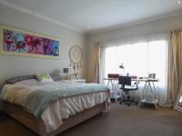 Bed Room 1 - 21 square meters of property in Cormallen Hill Estate