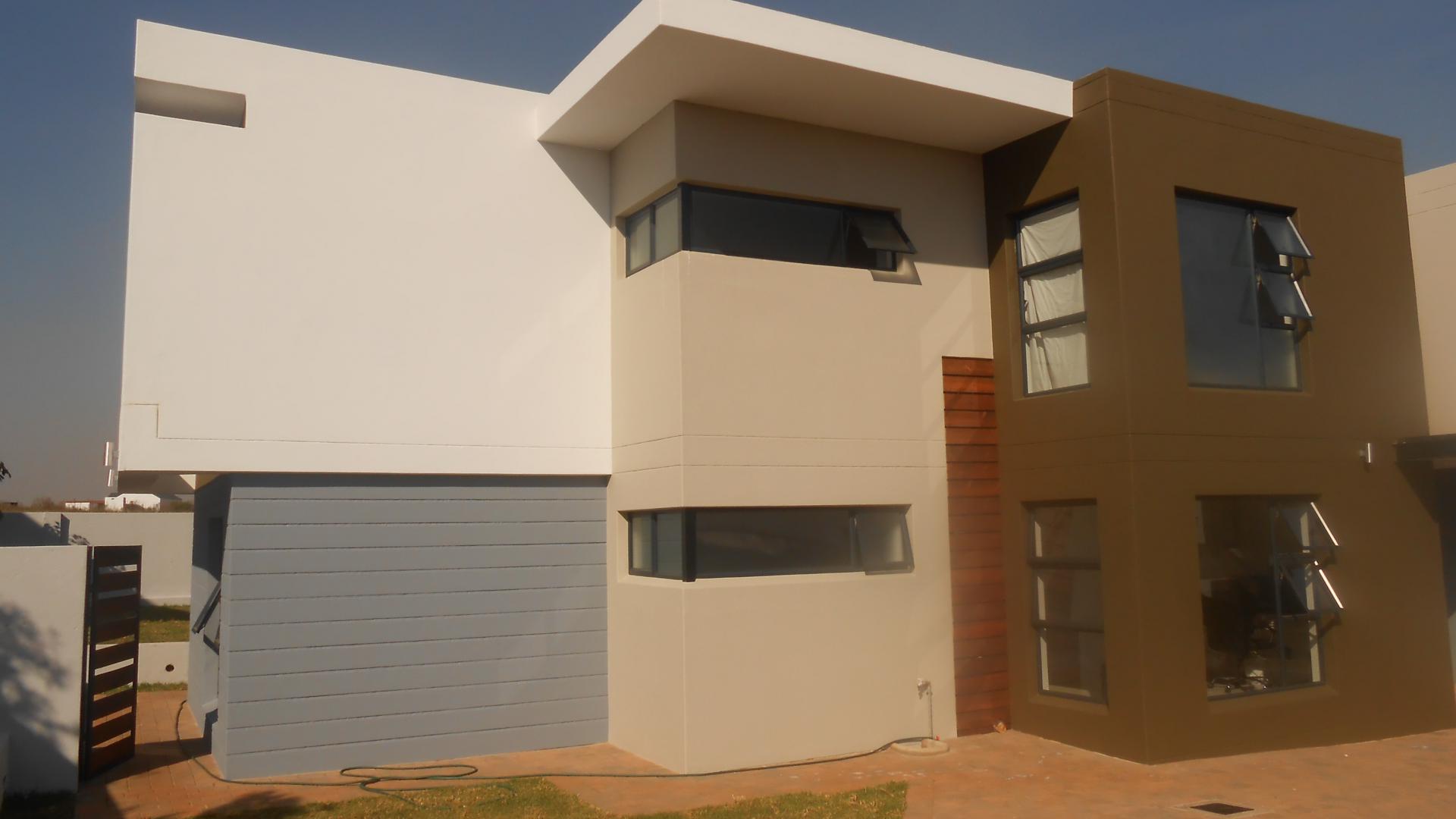 Front View of property in Midstream Estate