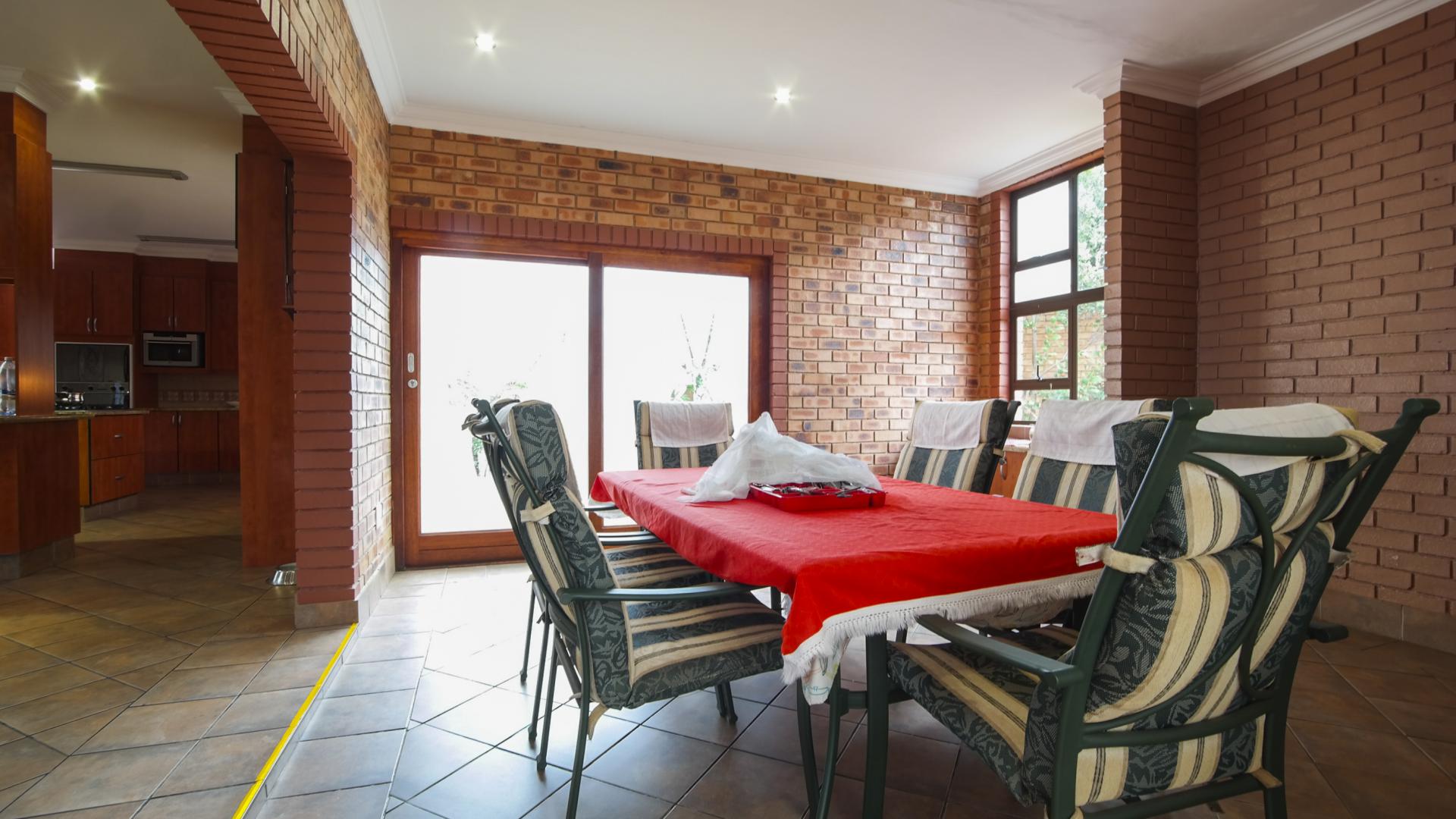 Patio - 20 square meters of property in The Wilds Estate