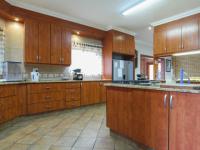 Kitchen - 17 square meters of property in The Wilds Estate