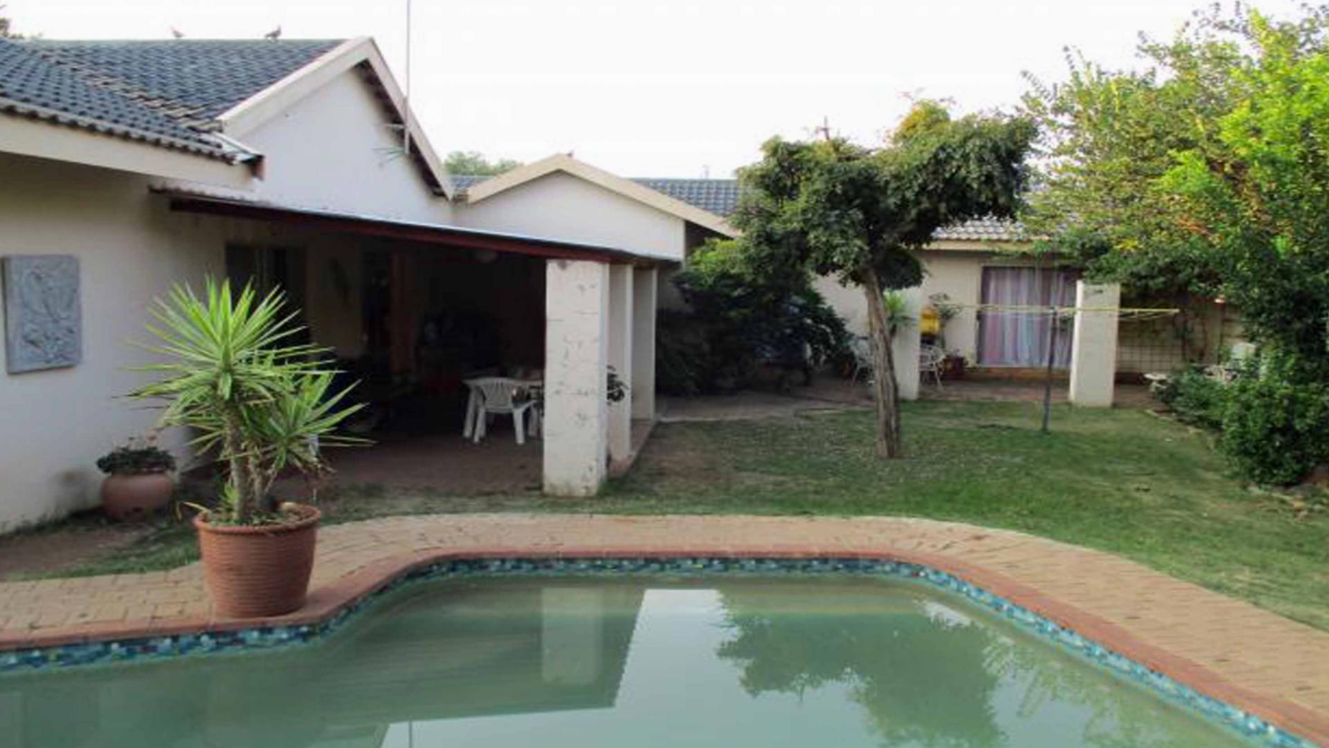 Front View of property in Klerksdorp