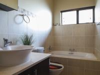 Bathroom 2 of property in Willow Acres Estate