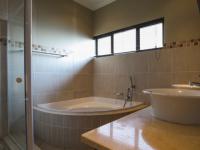 Main Bathroom of property in Willow Acres Estate