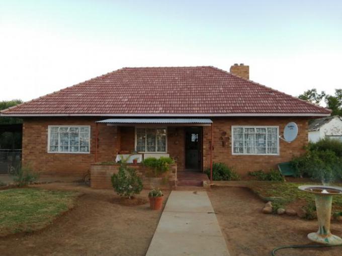 Standard Bank EasySell 3 Bedroom House for Sale in De Aar