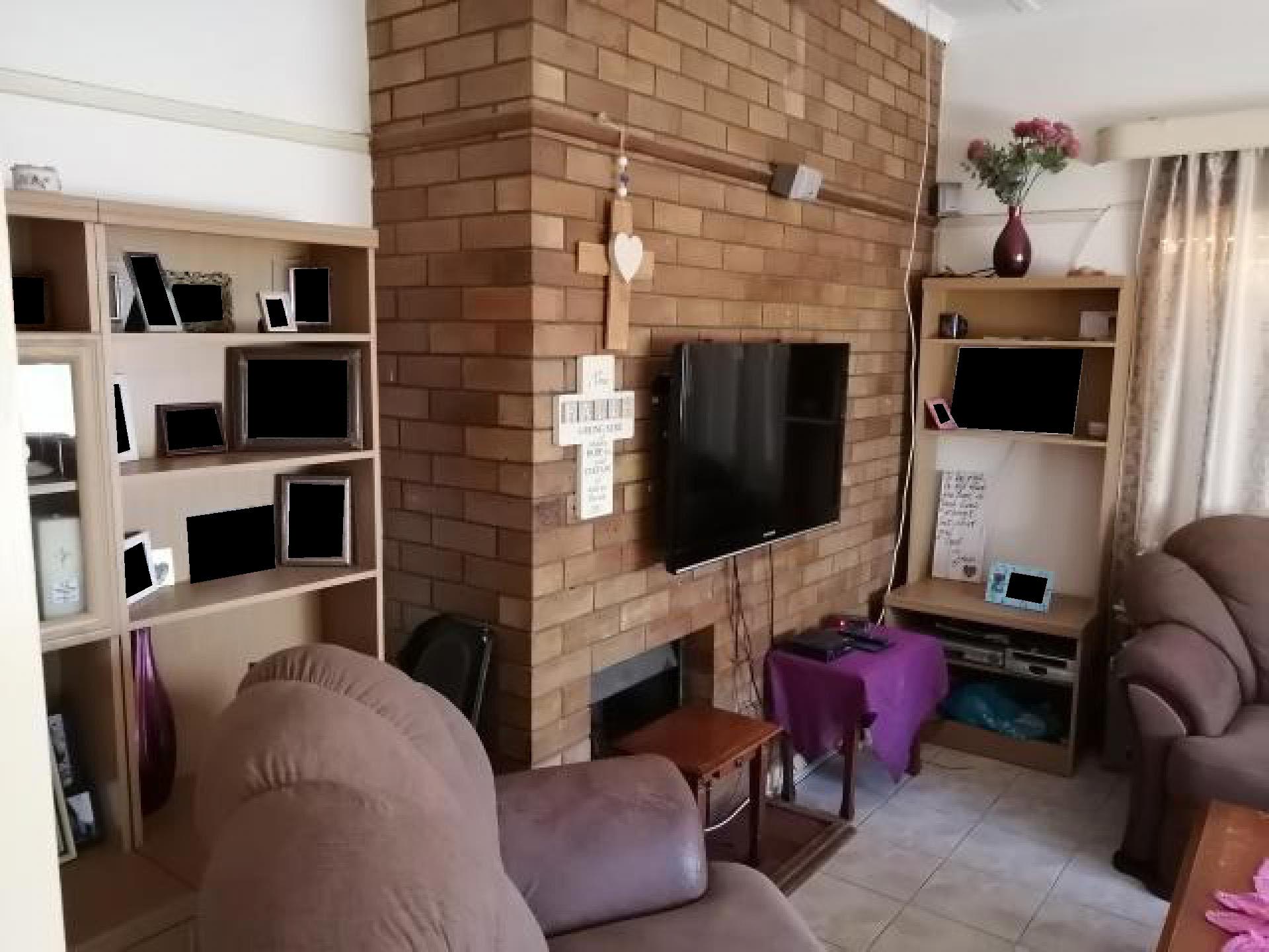 Standard Bank EasySell 3 Bedroom House for Sale in De Aar