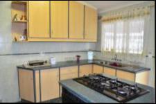 Kitchen - 25 square meters of property in Queensburgh