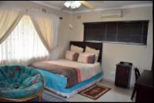 Bed Room 1 - 21 square meters of property in Queensburgh