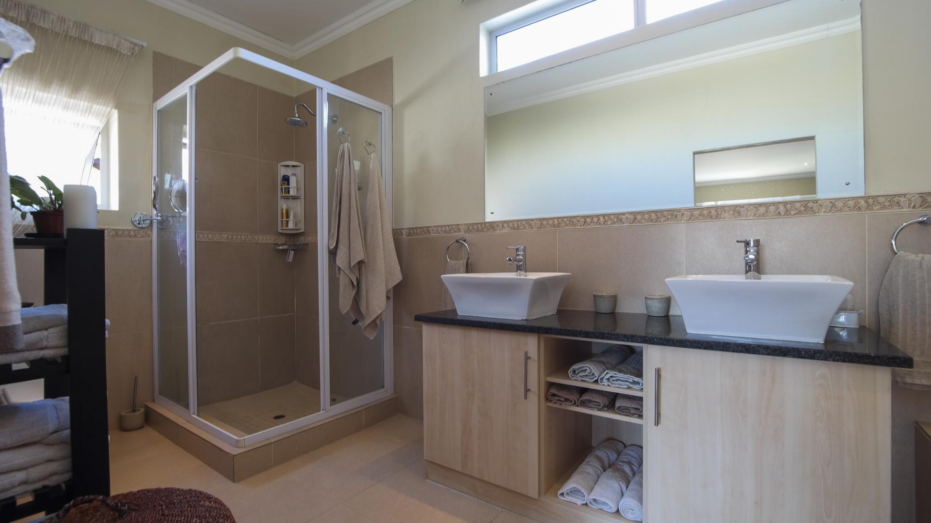 Main Bathroom of property in Six Fountains Estate