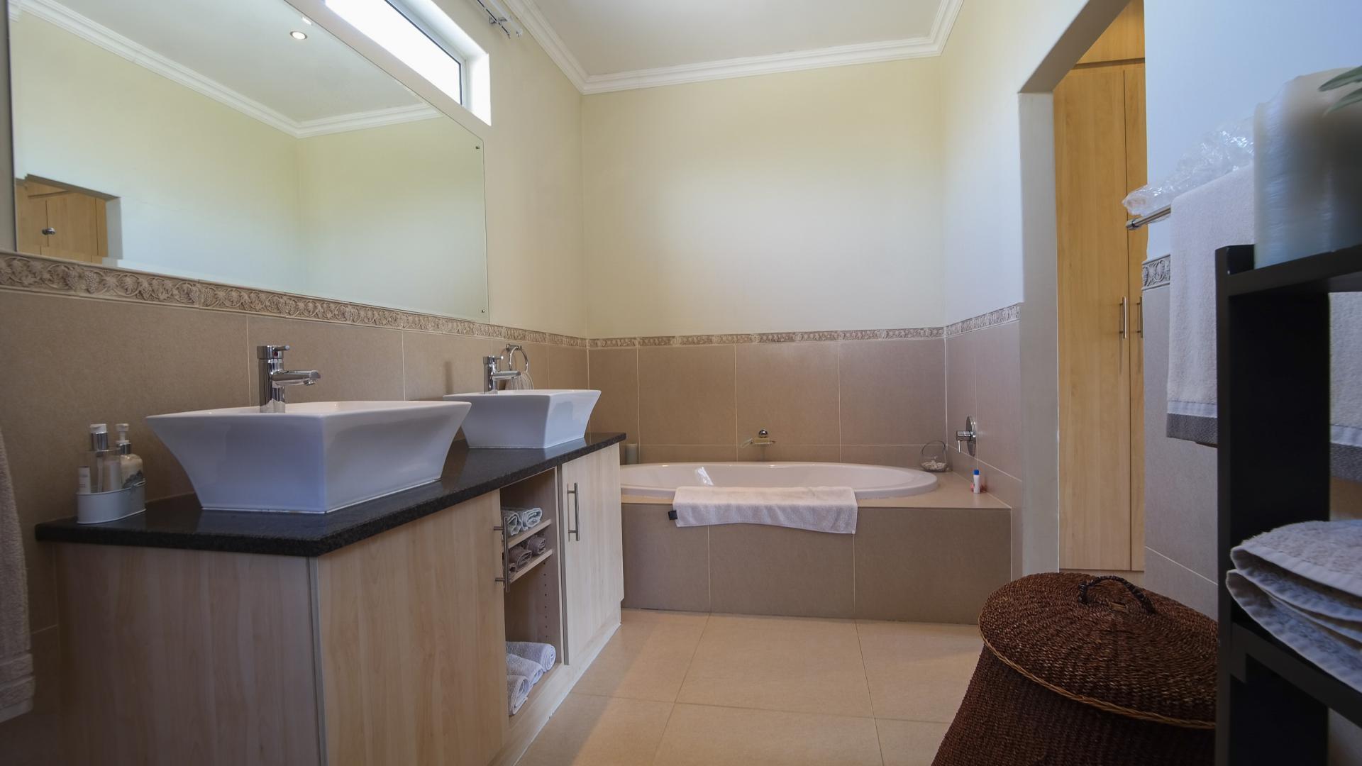 Main Bathroom of property in Six Fountains Estate