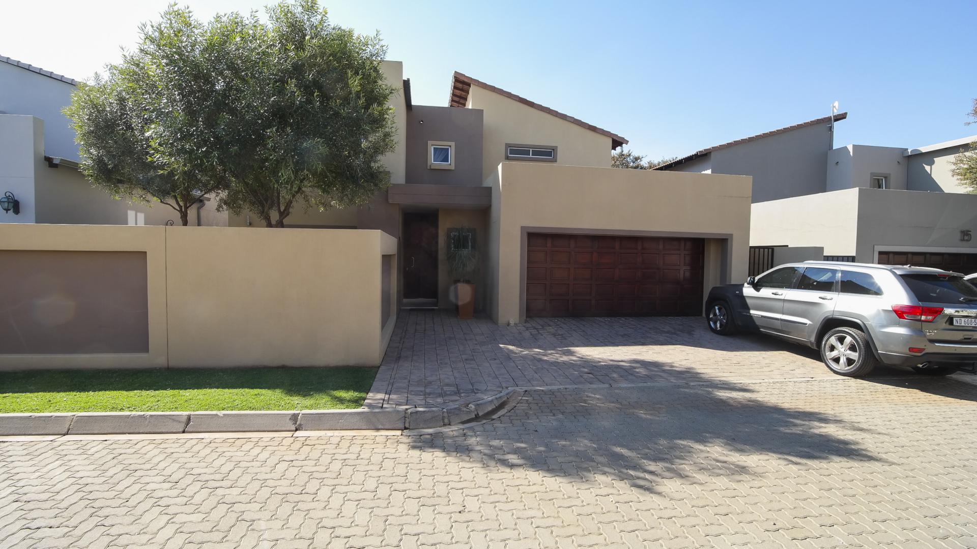 Front View of property in Six Fountains Estate