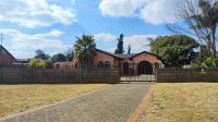 Front View of property in Modder East