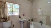 Main Bathroom - 5 square meters of property in Modder East