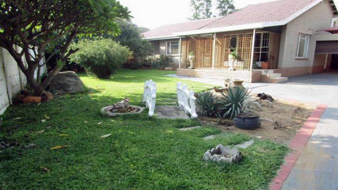 House for Sale For Sale in Protea Park (North West) - Private Sale - MR160713