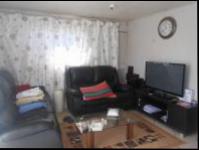 Lounges - 21 square meters of property in Kagiso