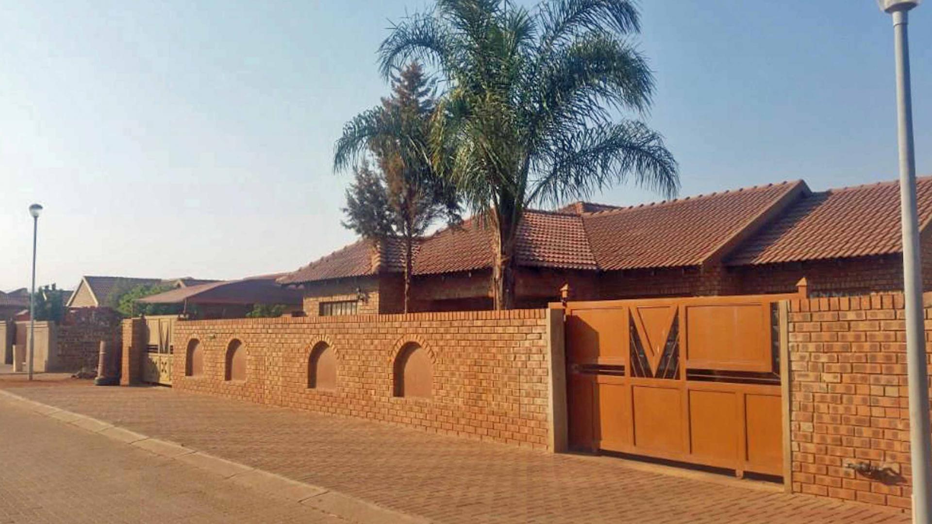 Front View of property in Mokopane (Potgietersrust)