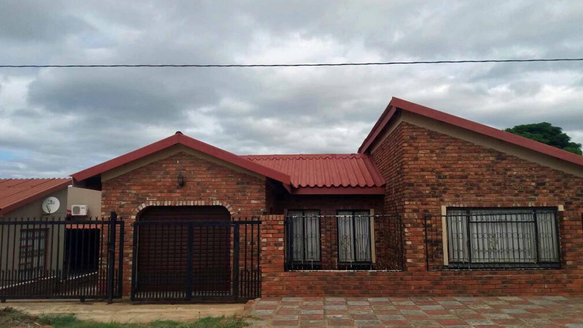 3 Bedroom House  for Sale For Sale in Namakgale Home  Sell 