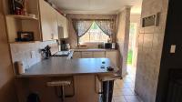 Kitchen - 11 square meters of property in Kempton Park