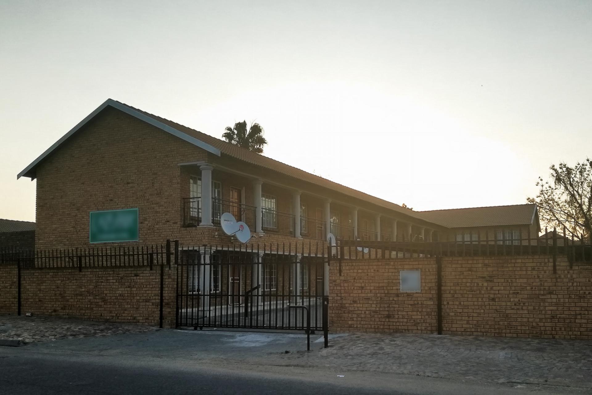 Front View of property in Rustenburg