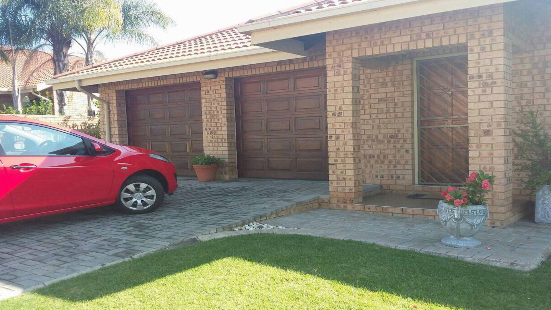 Front View of property in Modimolle (Nylstroom)