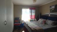 Bed Room 1 - 15 square meters of property in Amberfield