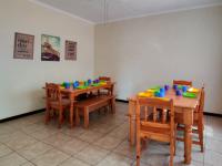 Dining Room - 17 square meters of property in Constantia Glen