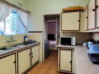 Kitchen - 22 square meters of property in Constantia Glen
