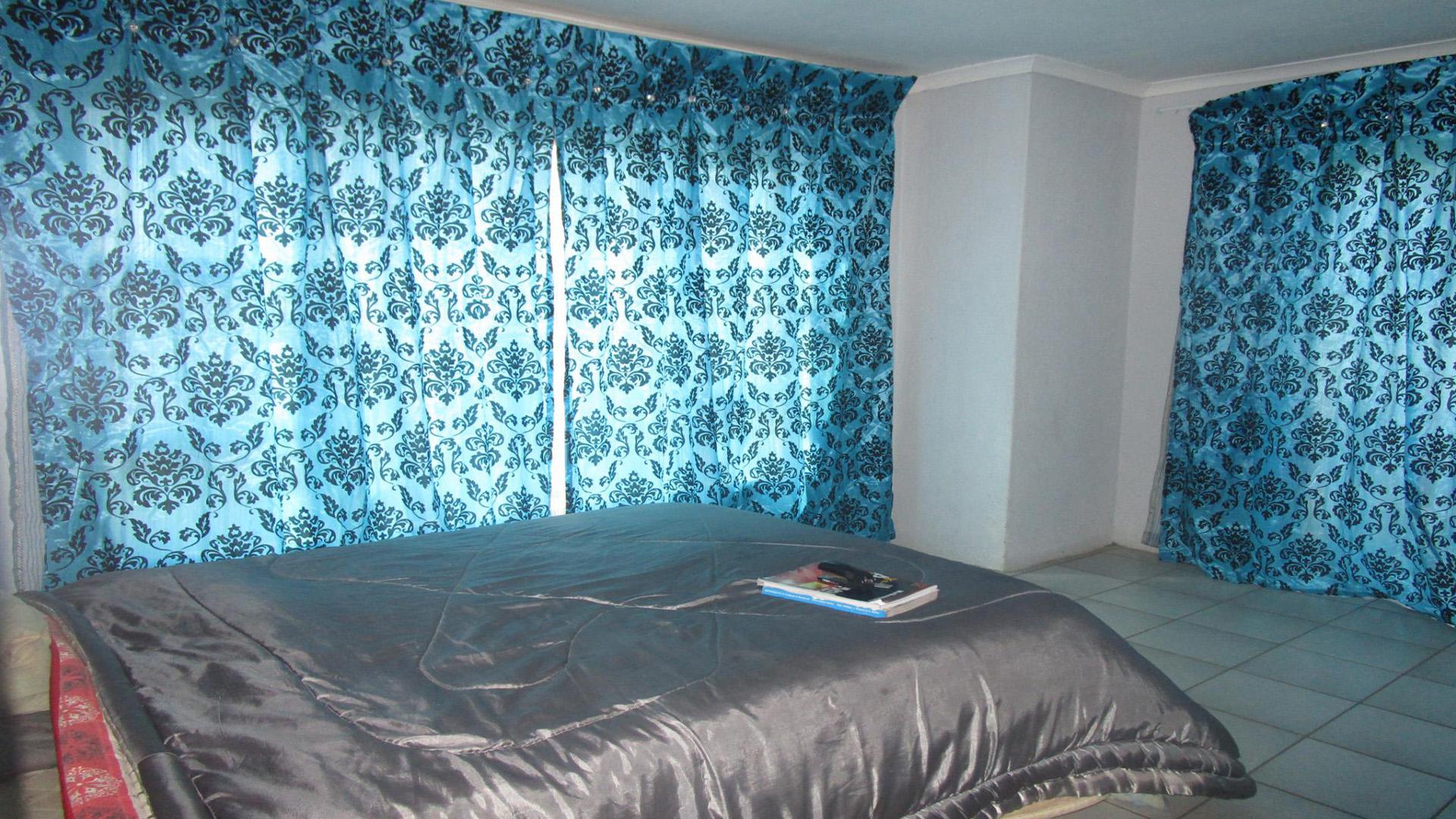 Bed Room 2 - 22 square meters of property in Randfontein