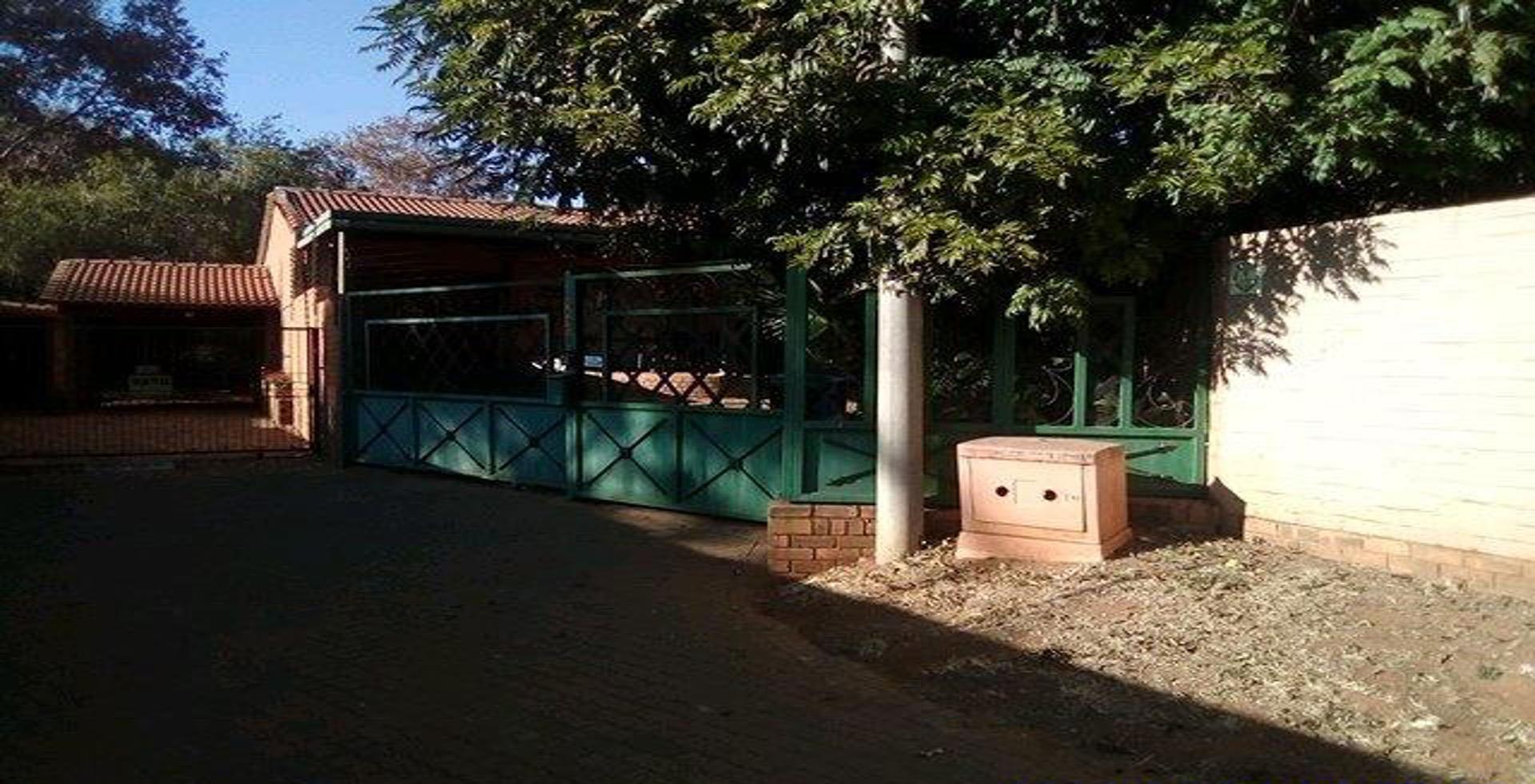 Front View of property in Roodepoort